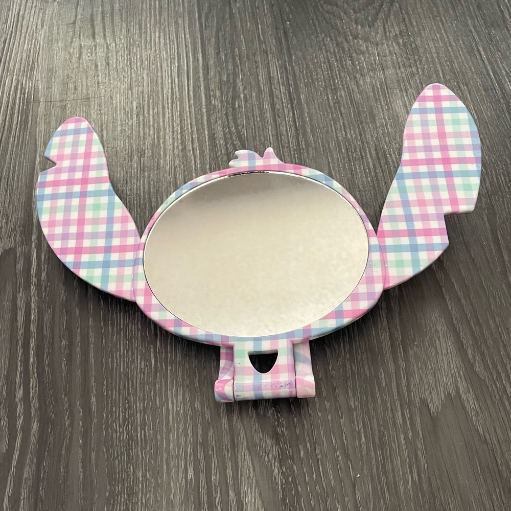 NWT Lilo and stitch free standing mirror